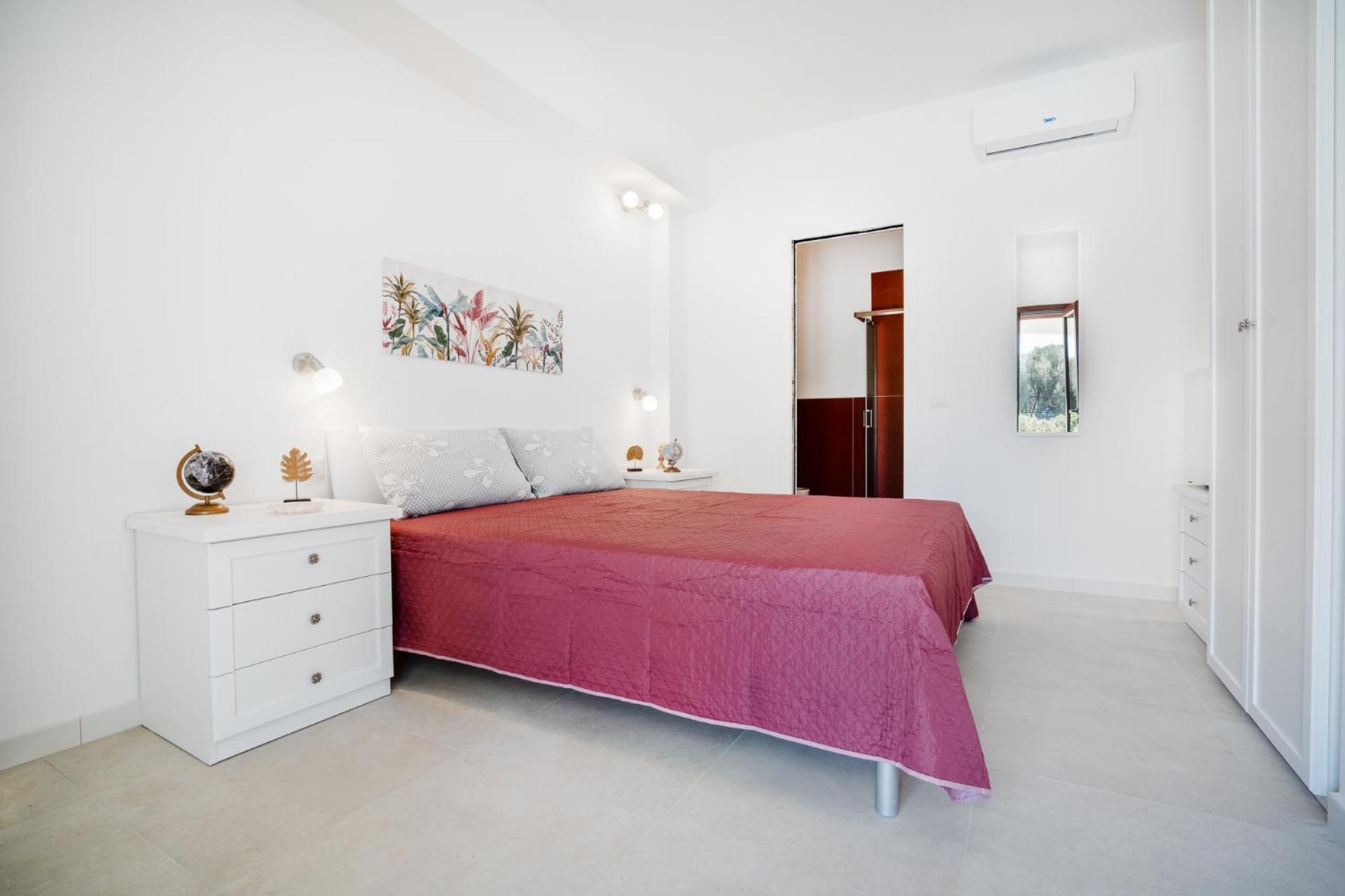 Ambra Holiday Rooms - Rooms & Beach San Teodoro  Eksteriør billede